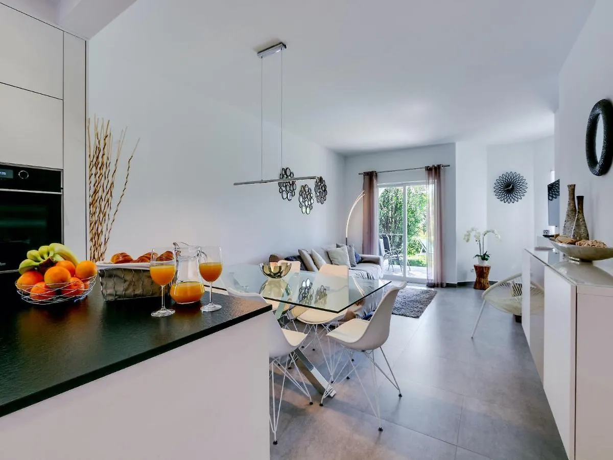 Luxury 3 Bedroom Apartment, Albufeira Resort 0*,  Portugal